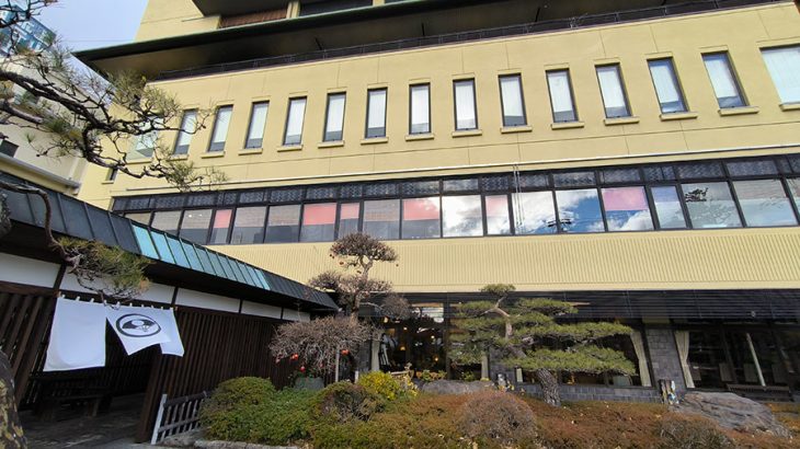 飲泉OK！リューアルされた温泉は泉質抜群で、接客も丁寧とくる【湯元上山田ホテル】